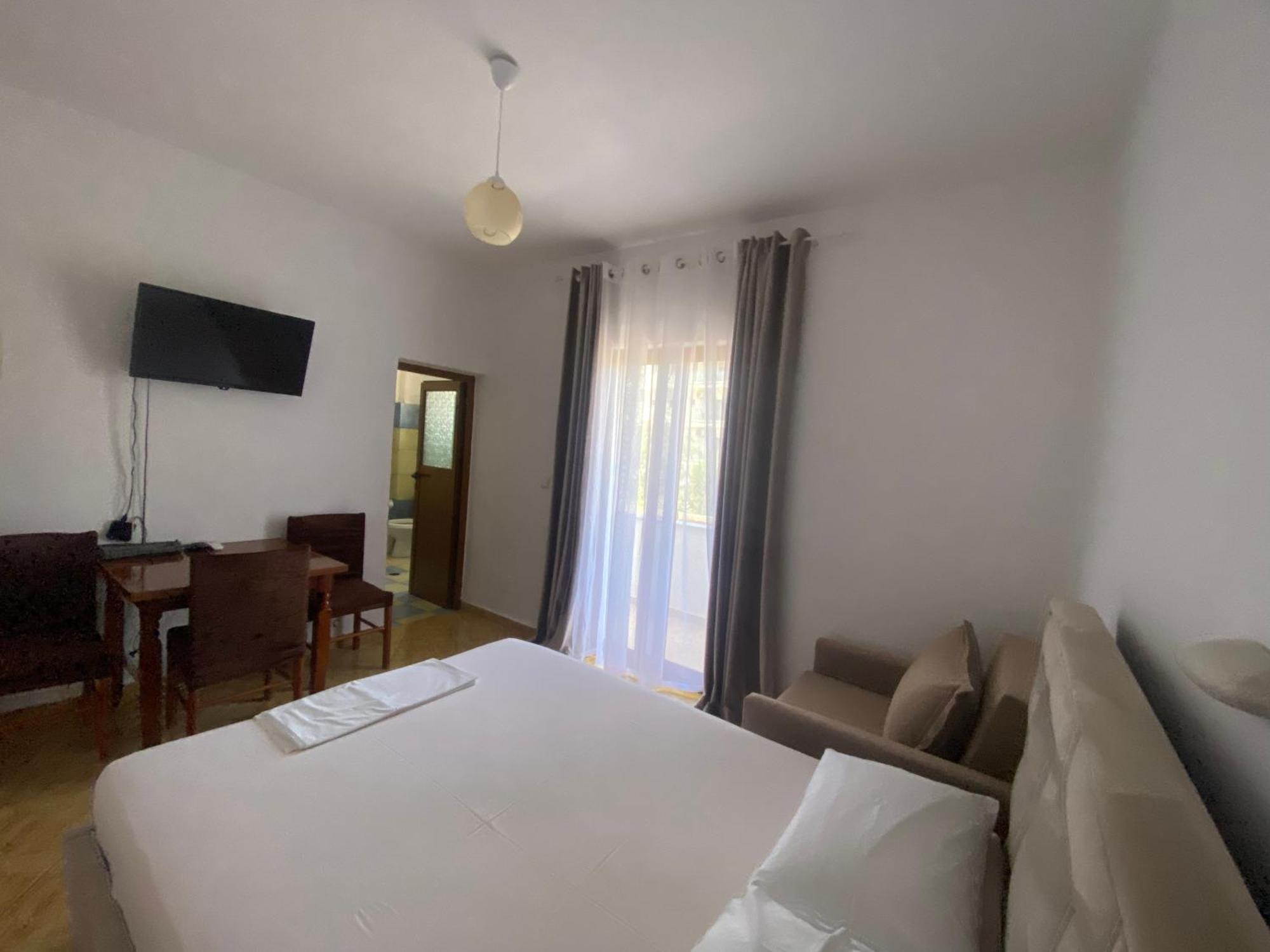 Tani Aparthotel *
